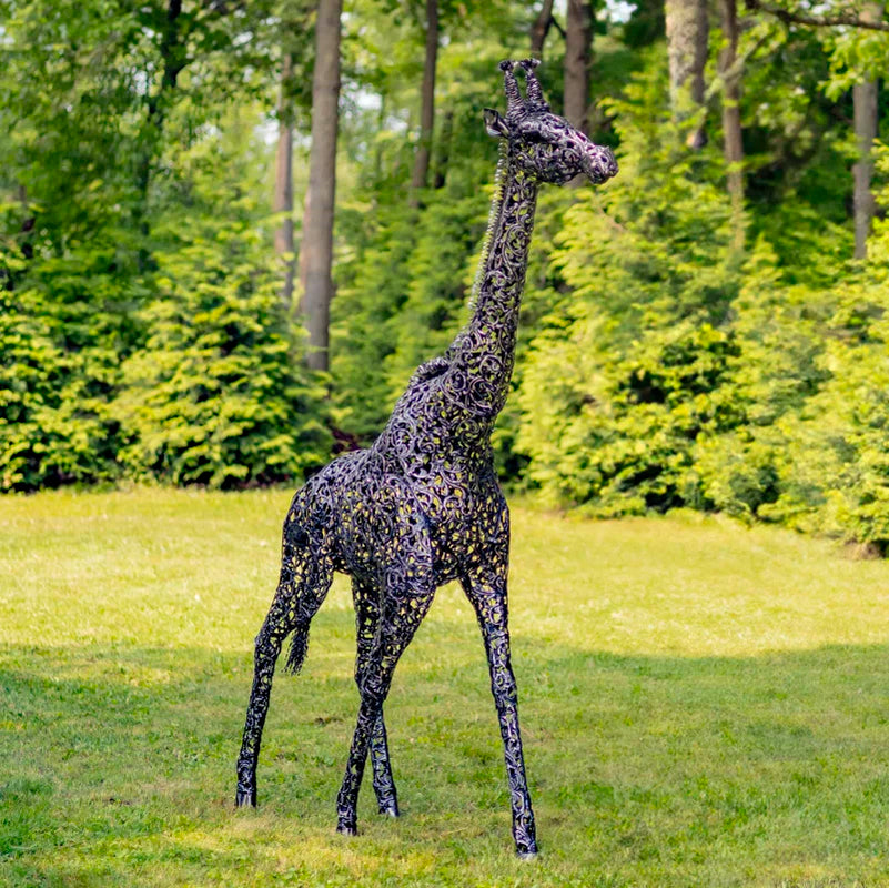 Jaquelin Giraffe Metal Garden Statue