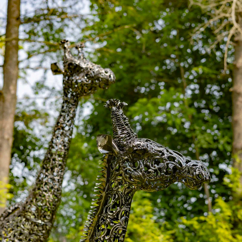 Jaquelin Giraffe Metal Garden Statue