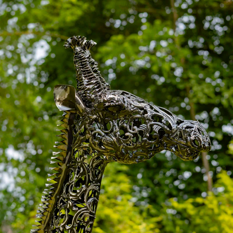 Jaquelin Giraffe Metal Garden Statue